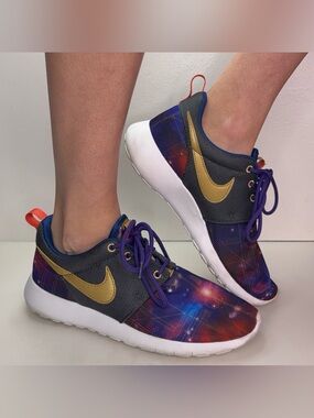 Nike Roshe One Galaxy